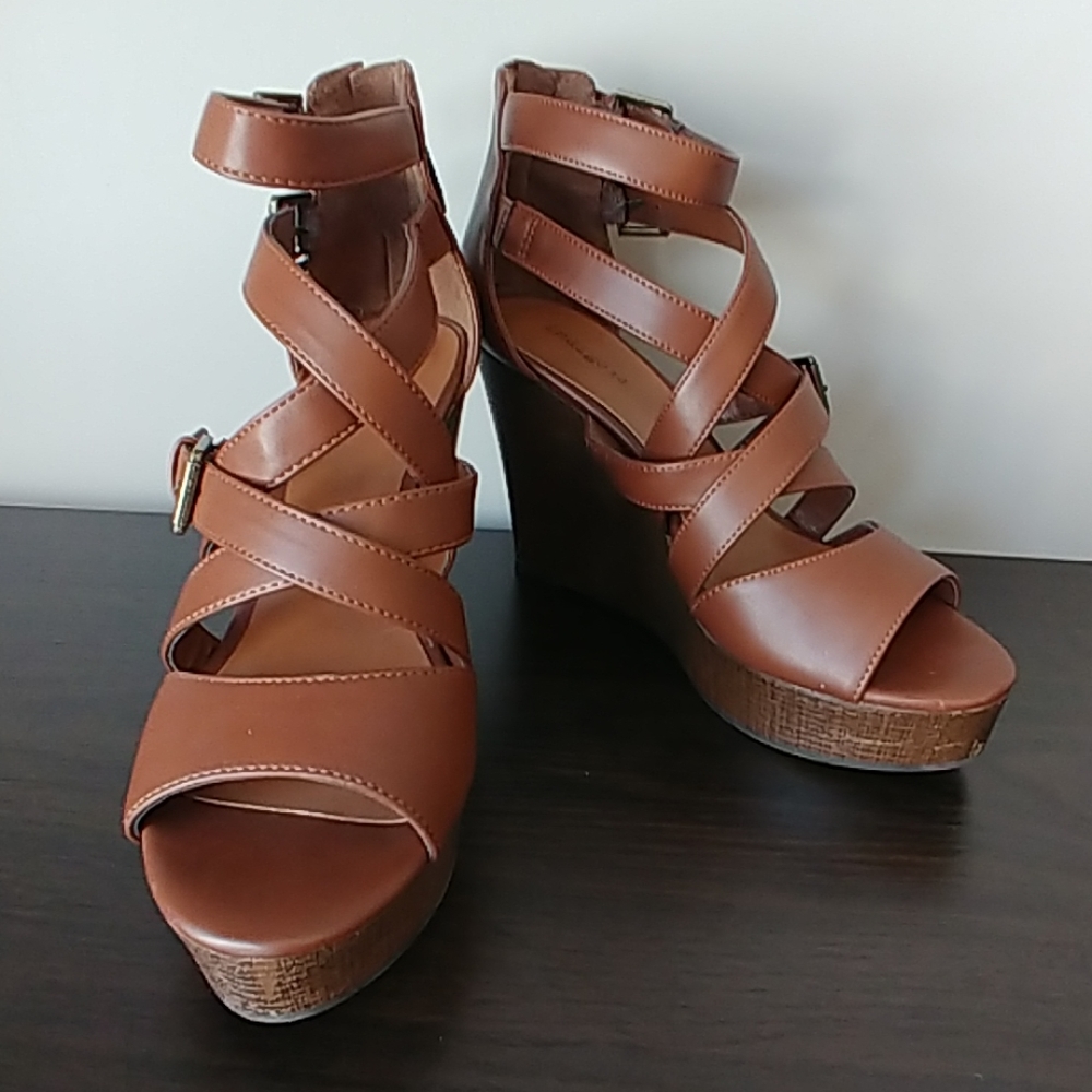 Brown wedges